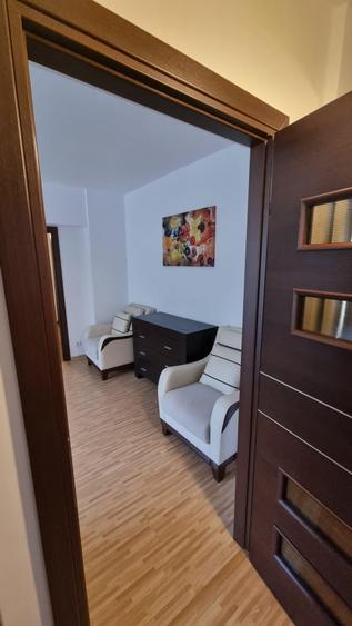 Apartament cu 3 camere semidecomandat, mobilat în 1 Decembrie 1918