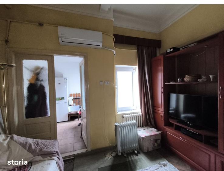 Apartament cu 3 camere nedecomandat în Peninsula