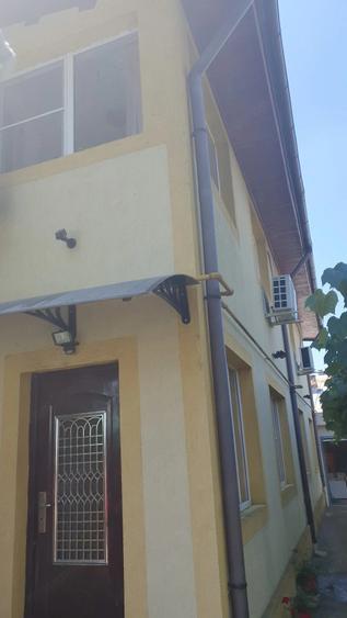 Casă cu 3 camere cu Teren 239 Mp în Central