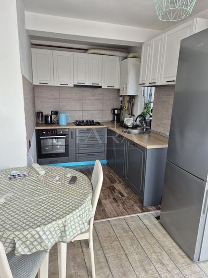Apartament cu 2 camere semidecomandat, mobilat în Vest