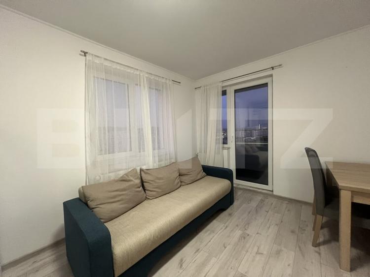 Apartament cu 3 camere semidecomandat, mobilat în Mănăștur