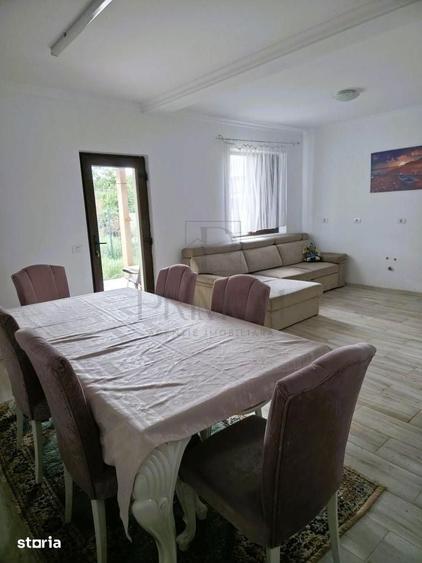 Casă cu 4 camere cu Teren 263 Mp în Sânmihaiu Român
