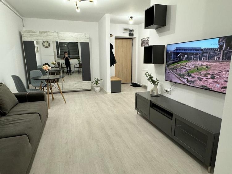 Apartament cu 2 camere semidecomandat, mobilat în Theodor Pallady