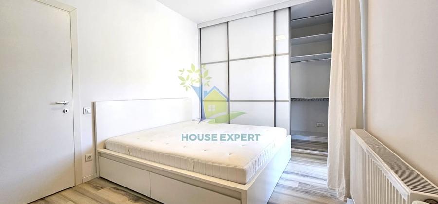 Apartament cu 3 camere decomandat, mobilat în Barbu Văcărescu