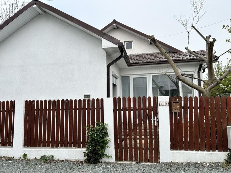 Casă cu 3 camere în Năvodari