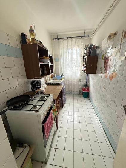 Apartament cu 3 camere în Mircea cel Bătrân
