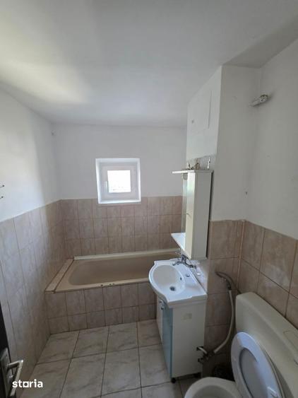 Apartament cu 3 camere decomandat în Orizont