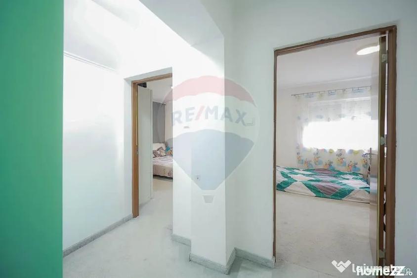 Apartament cu 3 camere decomandat în Spitalul Județean