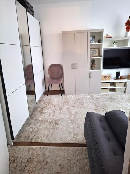 Apartament cu 2 camere decomandat în ITM