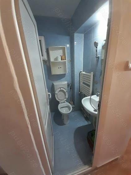 Garsonieră decomandată în Central