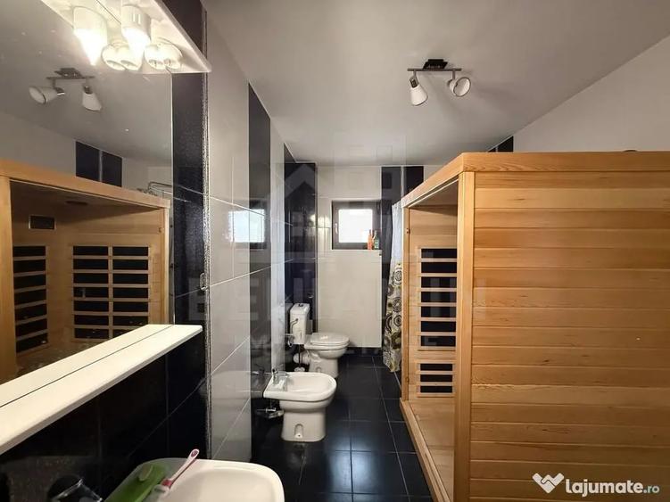Casă cu 5 camere cu Teren 509 Mp în Cârcea