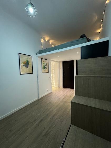 Apartament cu 2 camere semidecomandat, mobilat în P-ța Romană