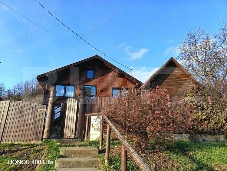 Casă cu Teren 1500 Mp în Curteni