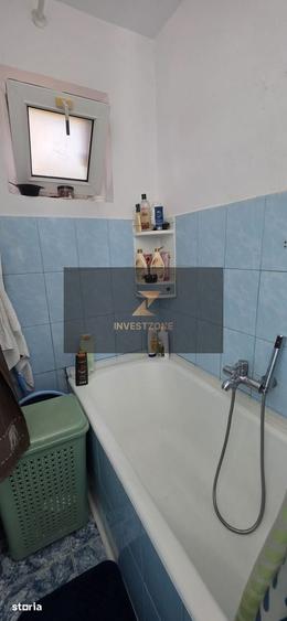 Apartament cu 3 camere semidecomandat în Rogerius