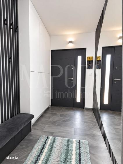 Casă cu 5 camere cu Teren 1209 Mp în Iorga