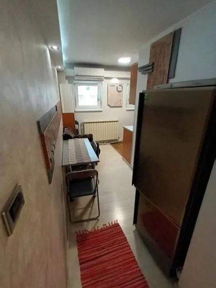 Apartament cu 2 camere decomandat, mobilat în Iris