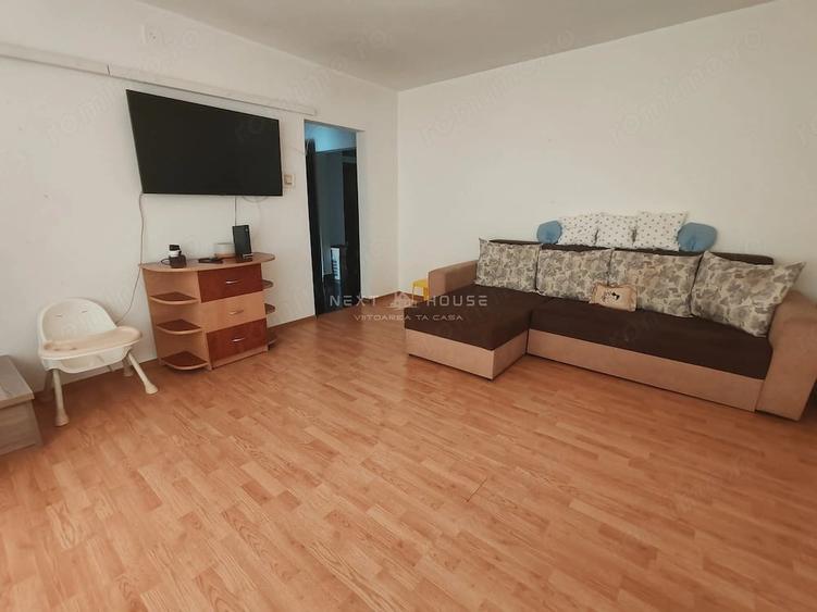 Apartament cu 3 camere decomandat în Sebastian