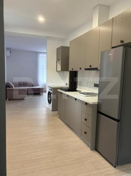 Apartament cu 2 camere decomandat, mobilat în Ultracentral