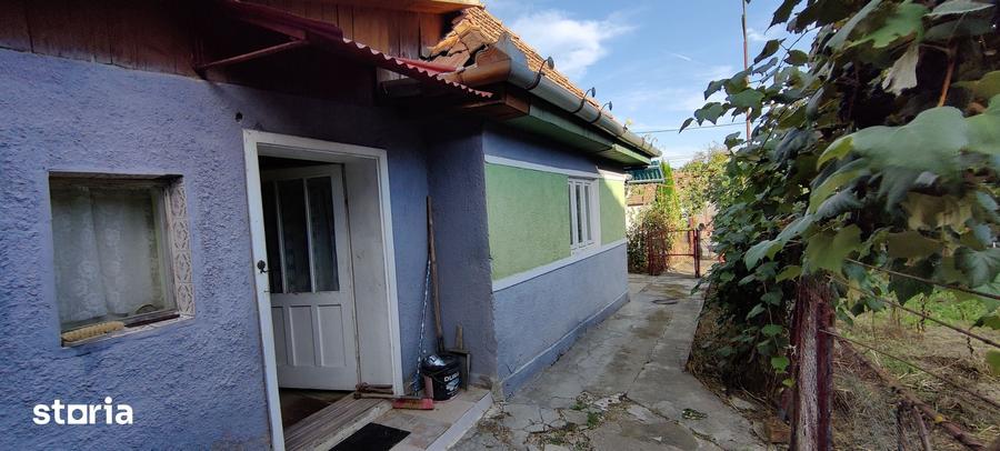 Casă cu 3 camere cu Teren 700 Mp în Cucerdea