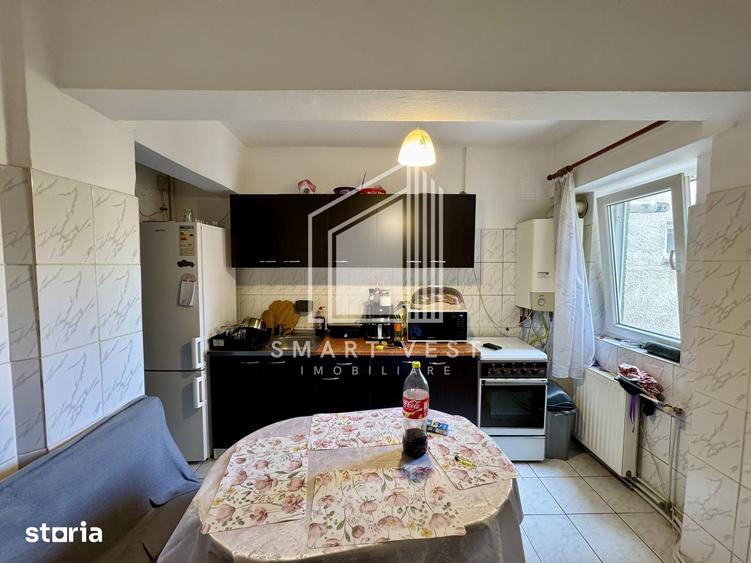 Apartament cu 3 camere decomandat în Micro 16