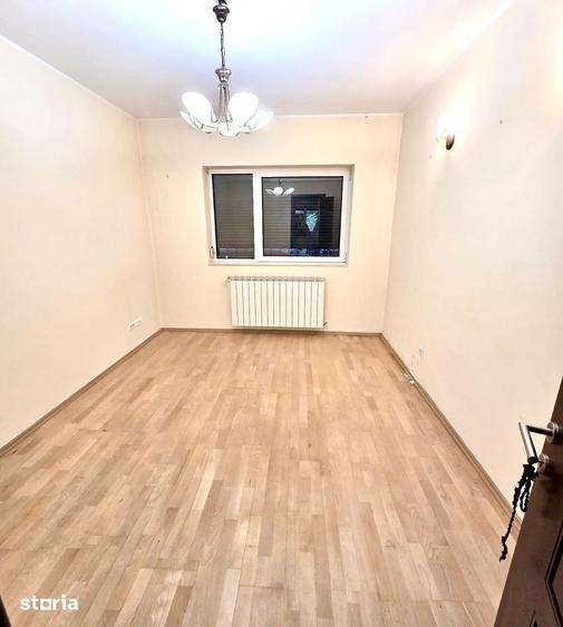 Apartament cu 4 camere decomandat în Floreasca