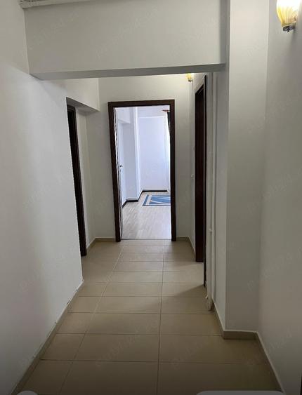 Apartament cu 2 camere decomandat în Frații Golești
