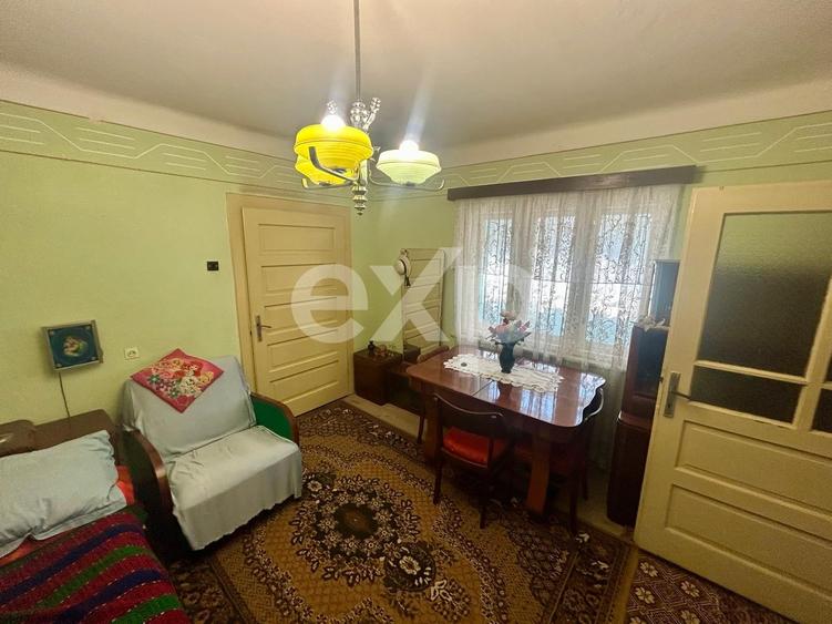 Casă individuală cu 7 camere cu Canalizare în Cuciulata