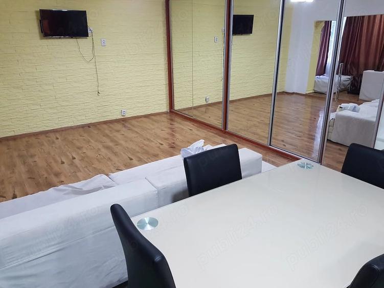 Apartament cu 2 camere decomandat în Doamna Ghica