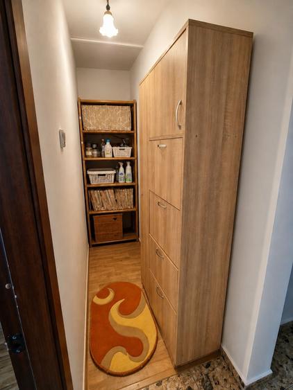 Apartament cu 3 camere decomandat în Micro 11