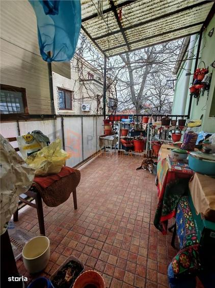 Casă cu 4 camere în Băceni