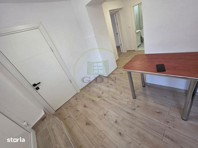 Casă cu 2 camere decomandat în Central