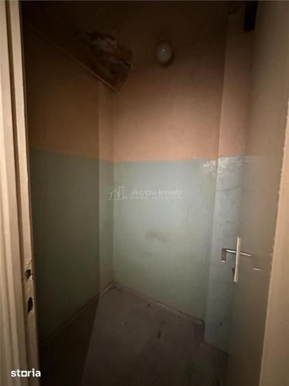 Apartament cu 3 camere semidecomandat în Central