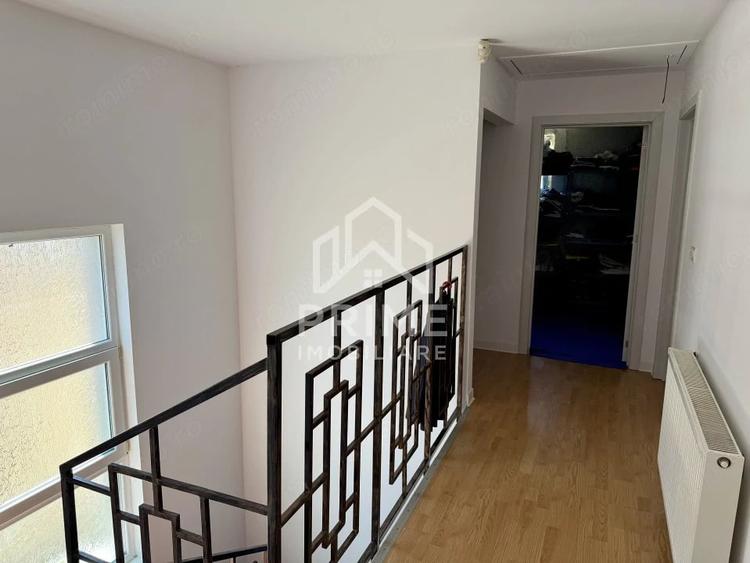 Casă cu 4 camere cu Teren 514 Mp în Petrești