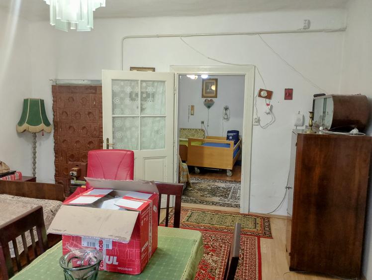 Casă individuală cu 2 camere cu Canalizare în Telegrafului
