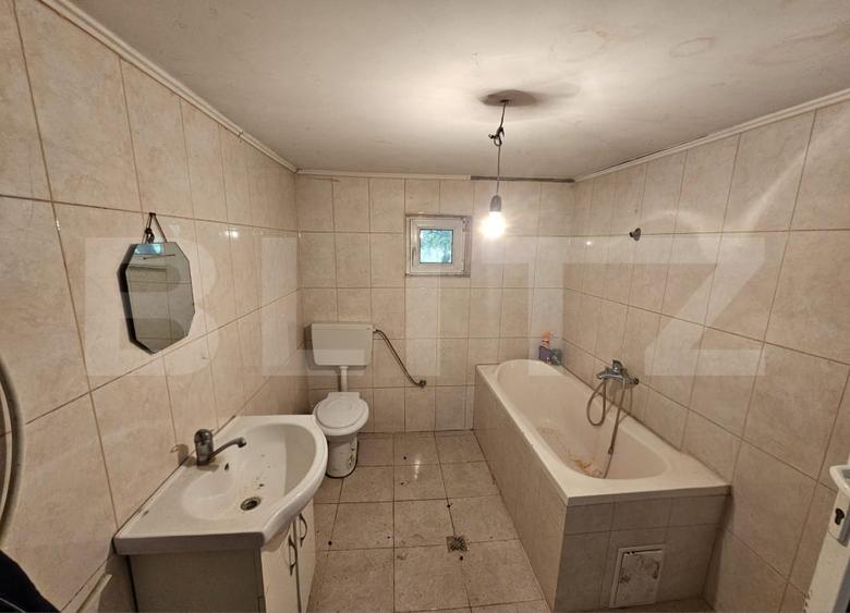 Casă individuală cu 3 camere cu Teren 2698 Mp în Ocna Mureș