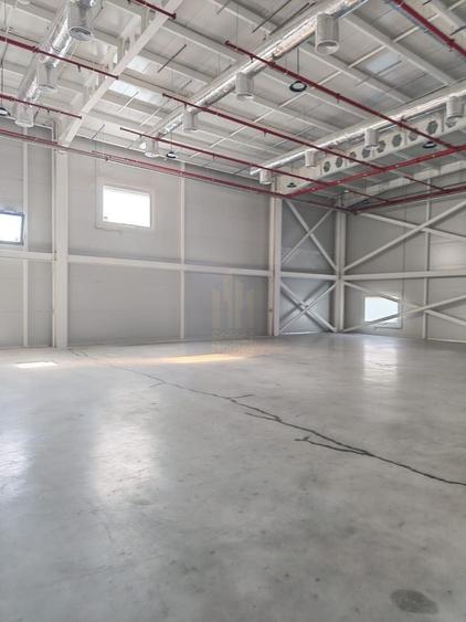 Spațiu industrial, de 460 mp, în Central