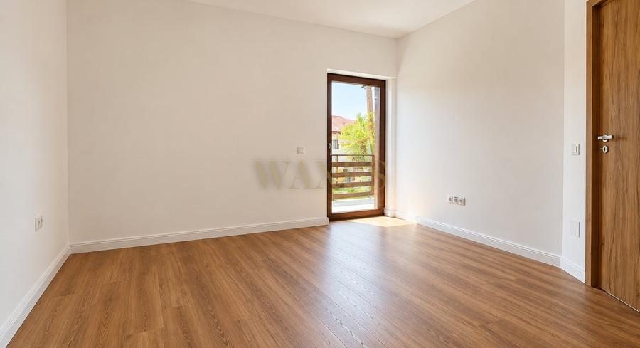 Duplex cu 3 camere cu Canalizare în Florești