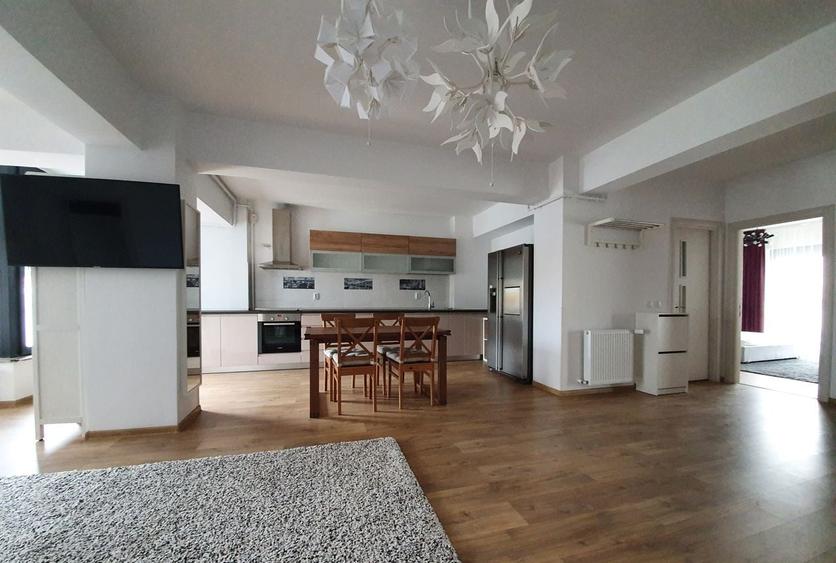 Apartament cu 3 camere decomandat, mobilat în Domenii