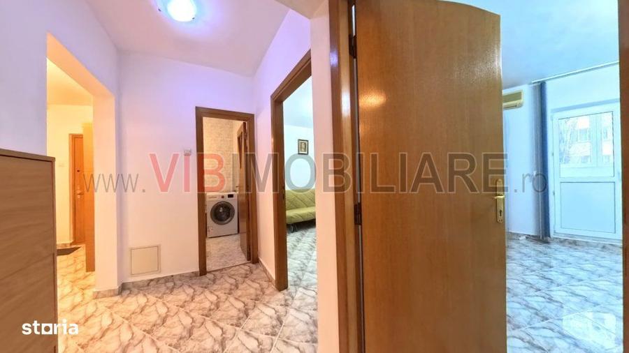 Apartament cu 3 camere decomandat în Vitan
