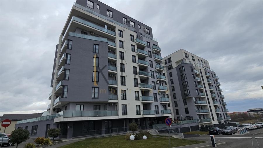 Apartament cu 3 camere semidecomandat, mobilat în Bună Ziua