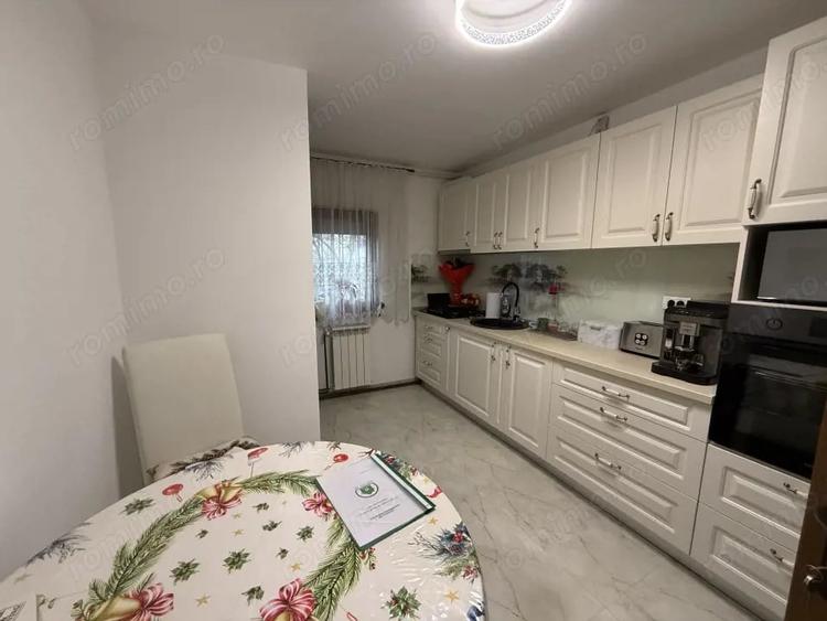 Apartament cu 4 camere decomandat, mobilat în Baba-Dochia