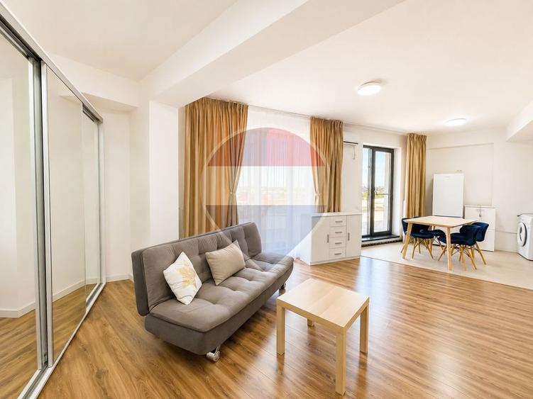 Apartament cu 2 camere semidecomandat, mobilat în Pipera