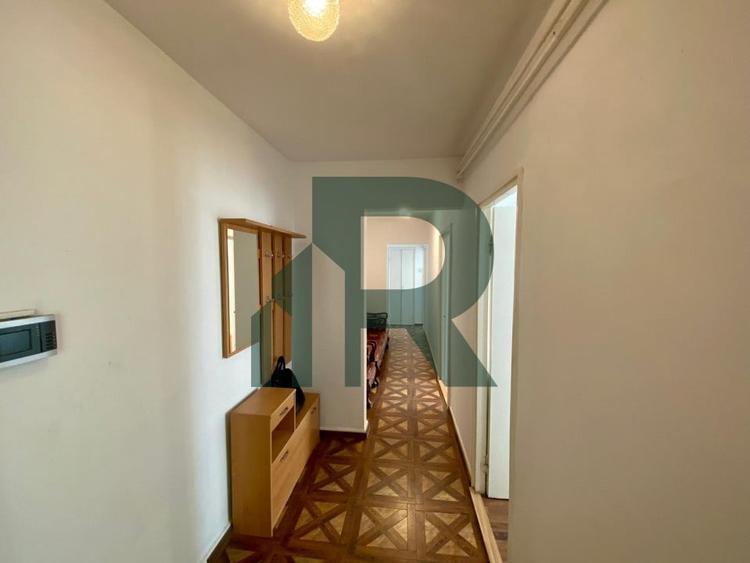 Apartament cu 3 camere decomandat, mobilat în Mihai Viteazul