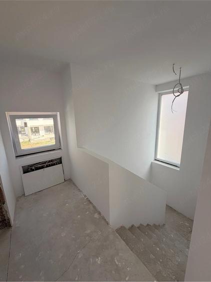 Casă cu Teren 610 Mp în Dumbrăvița