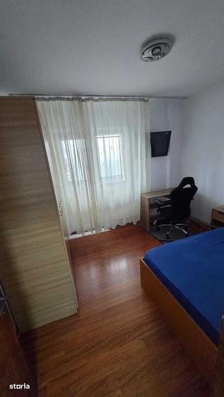 Apartament 3 camere | Decomandat | Centrala Proprie - 1