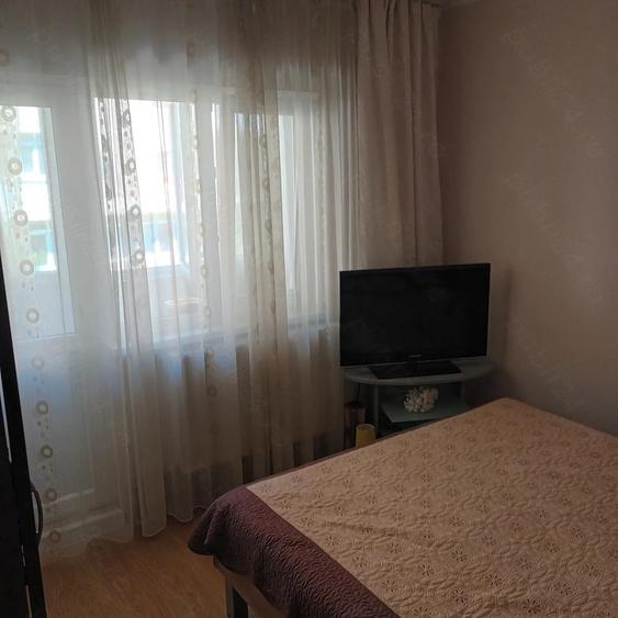 Apartament cu 2 camere decomandat în Ostroveni