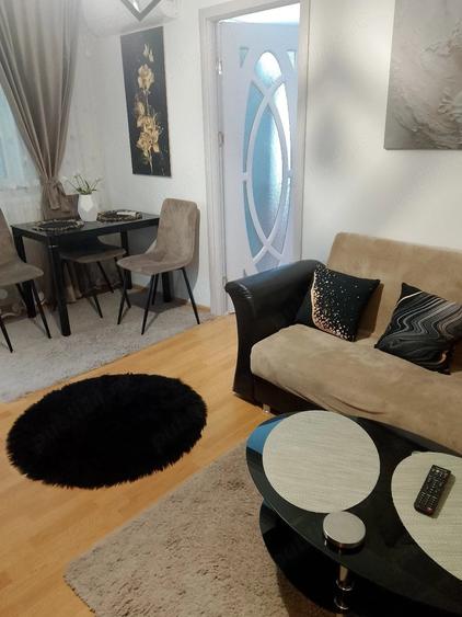 inchiriez apartament 2 camere - 8