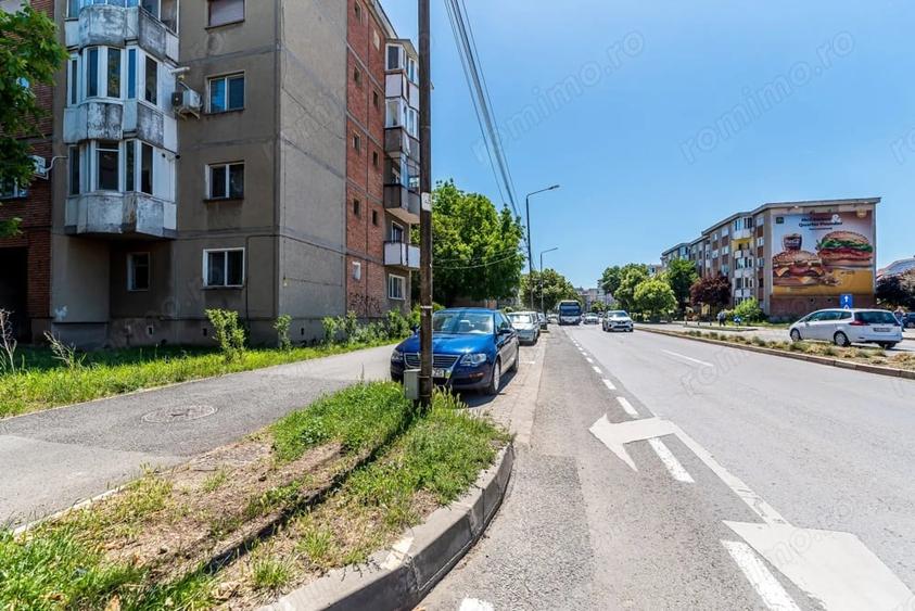 Apartament cu 2 camere decomandat în Central