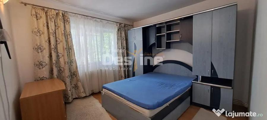 Apartament cu 3 camere decomandat în Nicolina