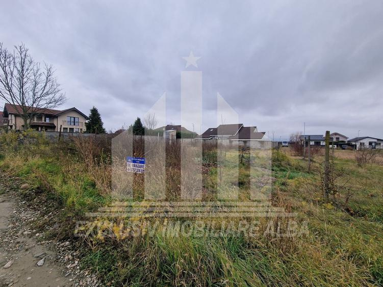Teren Construcții intravilan de 437 mp, în Nord